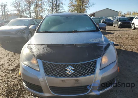 2012 Suzuki Kizashi S z USA, uszkodzony, nr VIN JS2RF9A1XC6100843
